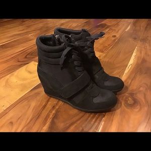 Vera wang sneaker heels